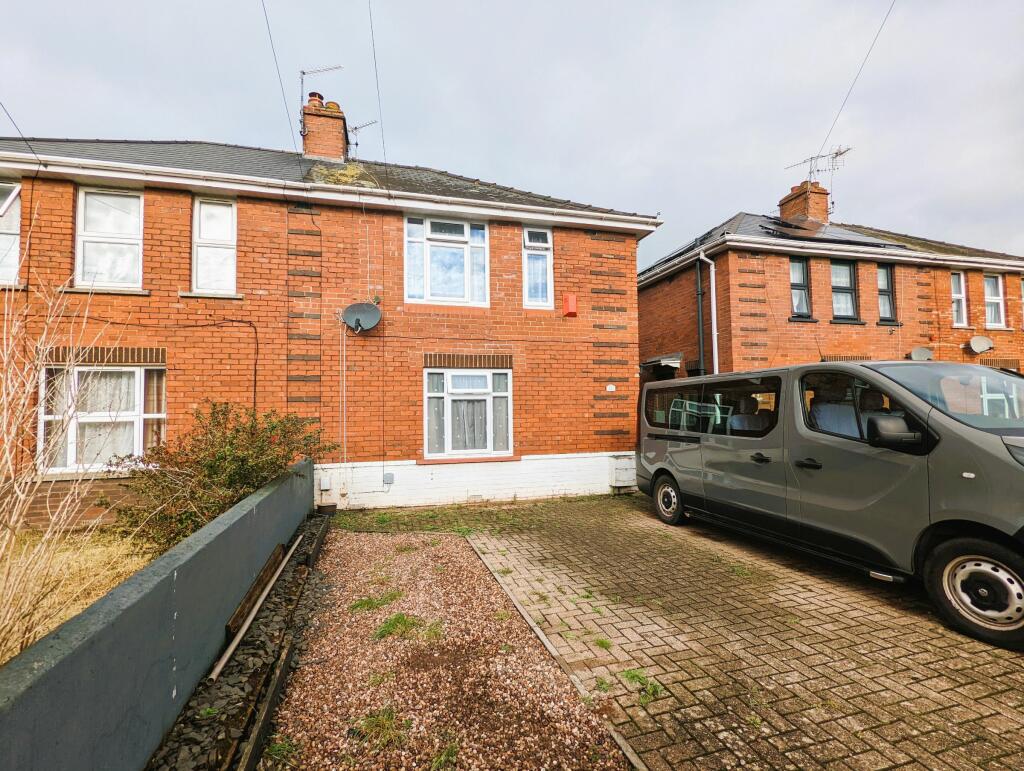 3 bedroom semidetached house for sale in Tennyson Avenue, Exeter, EX2