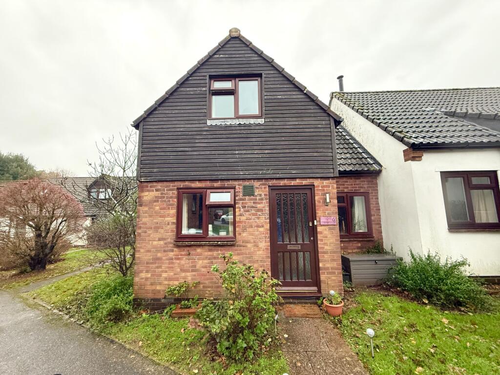 Main image of property: Longmeadow, Broadclyst, Exeter EX5 3JF