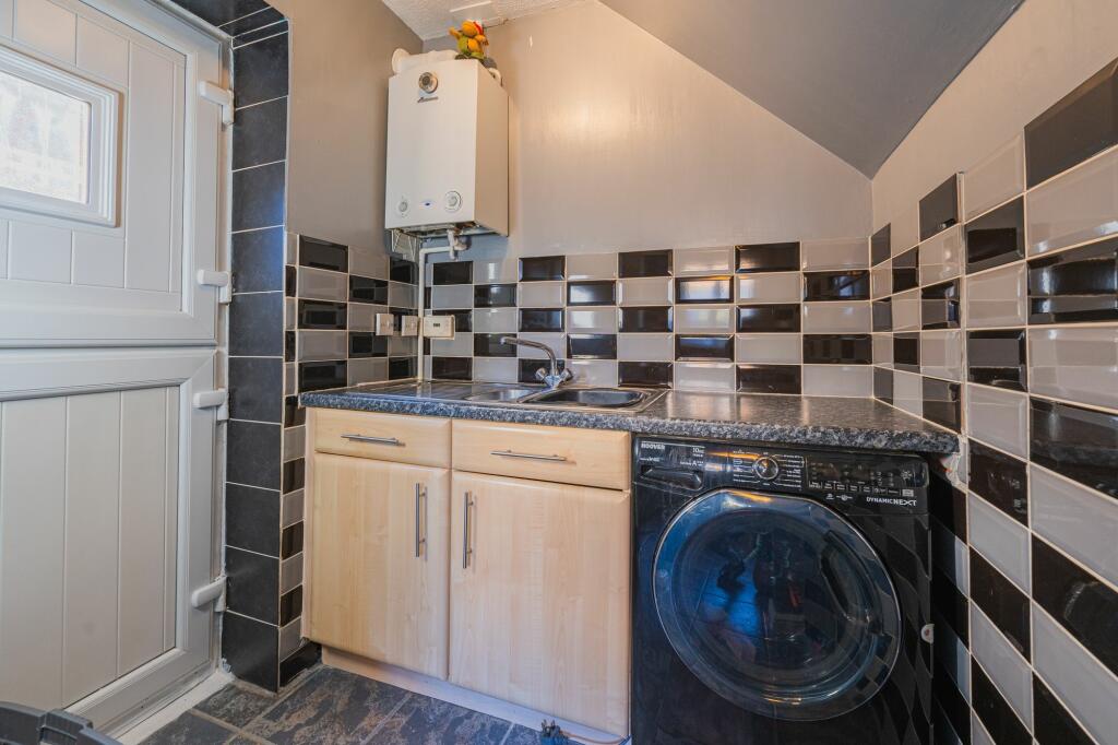 Additional property image - Fairplace Close, Broadlands, Bridgend, Bridgend County,