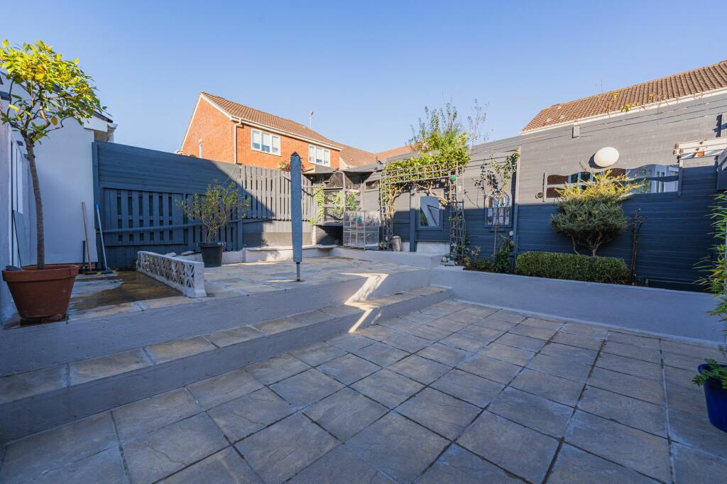 Additional property image - Fairplace Close, Broadlands, Bridgend, Bridgend County,
