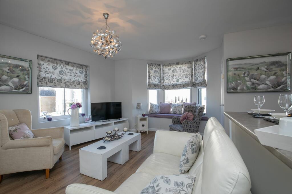 Additional property image - Esplanade Avenue, Porthcawl, CF36