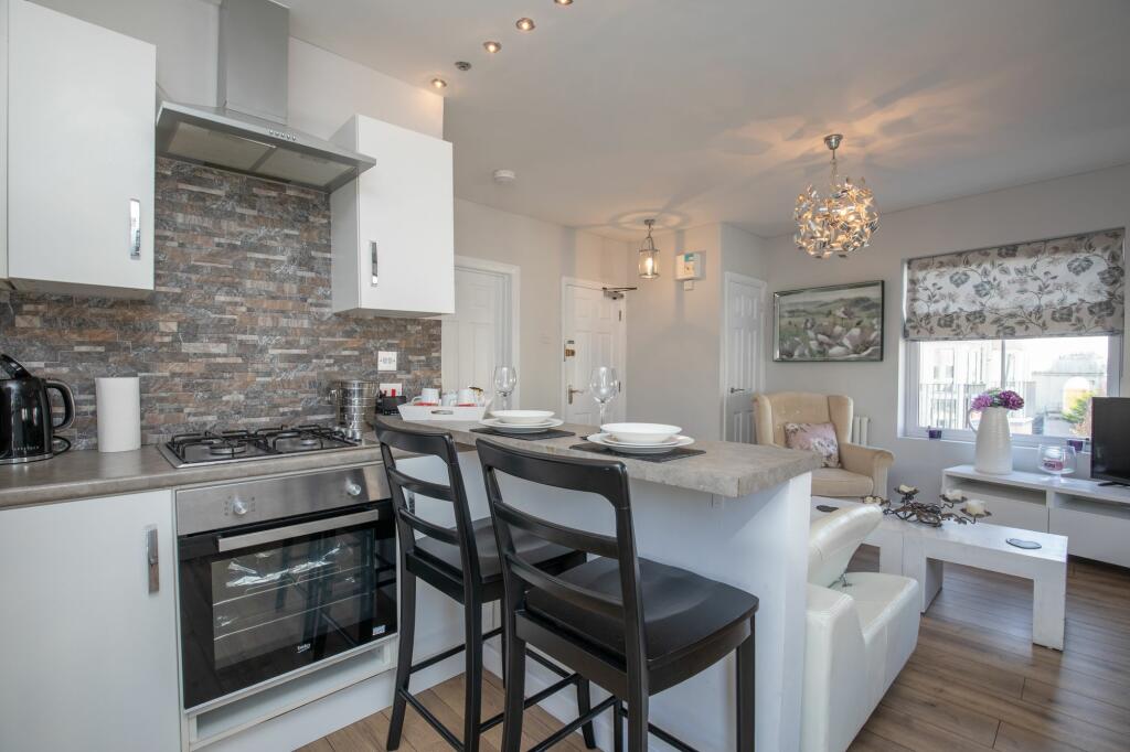 Additional property image - Esplanade Avenue, Porthcawl, CF36