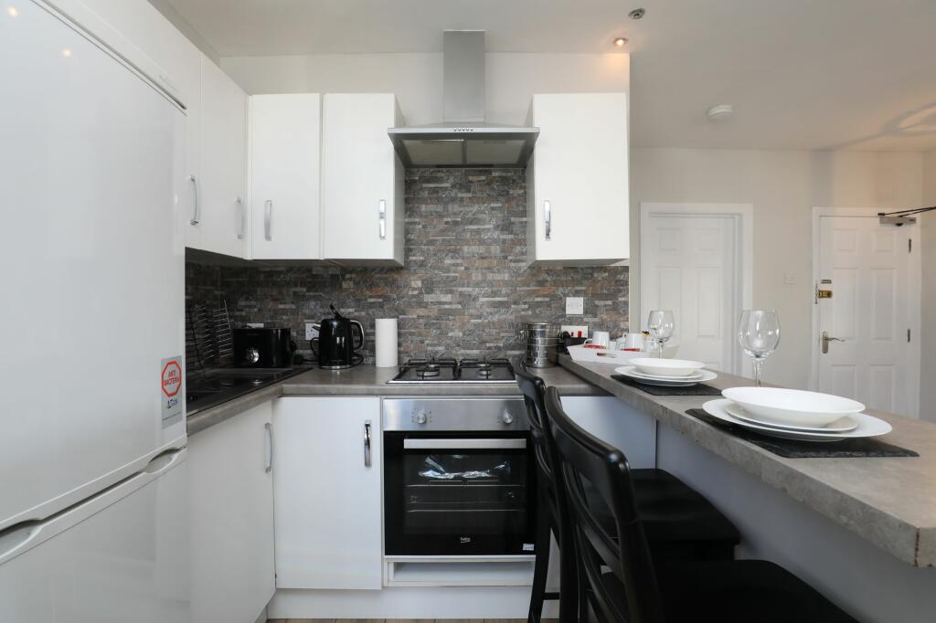 Additional property image - Esplanade Avenue, Porthcawl, CF36