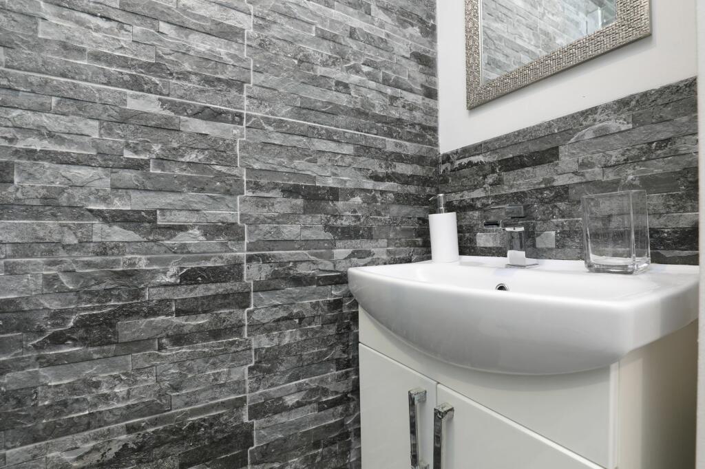Additional property image - Esplanade Avenue, Porthcawl, CF36