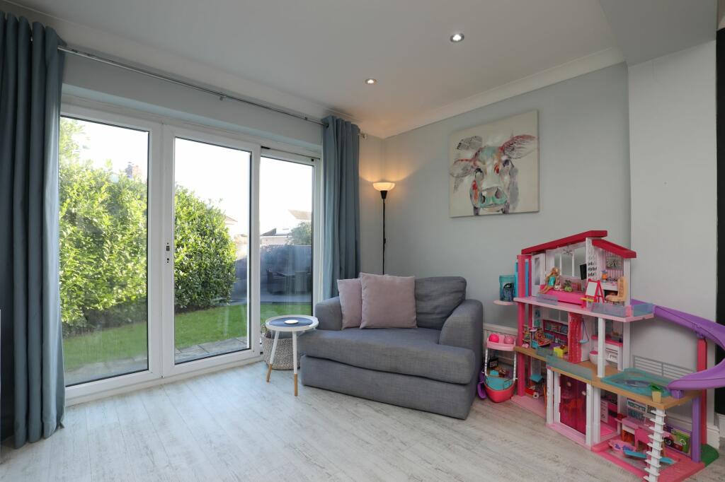 Additional property image - Bryntirion Close, Bridgend, Bridgend County, CF31