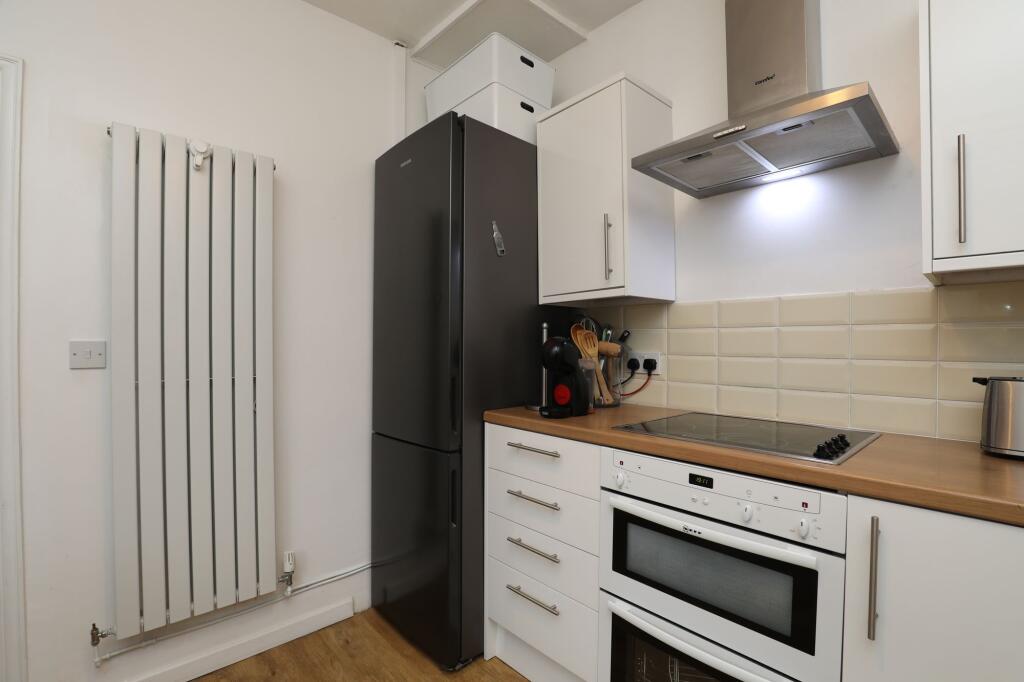 Additional property image - Highland Place, Bridgend, CF31