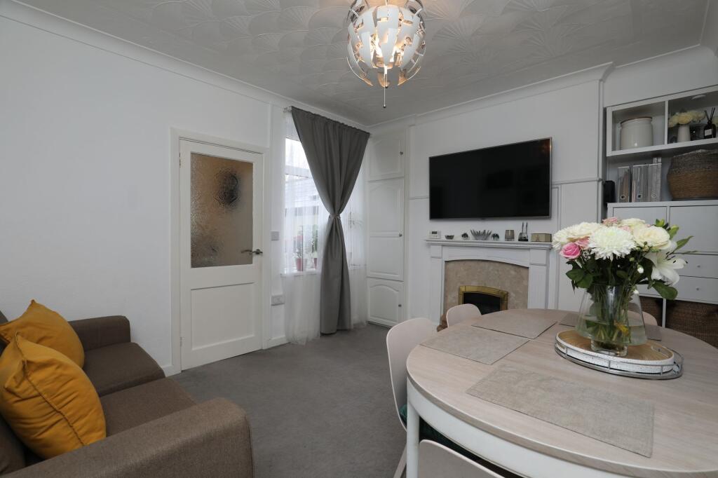 Additional property image - Highland Place, Bridgend, CF31
