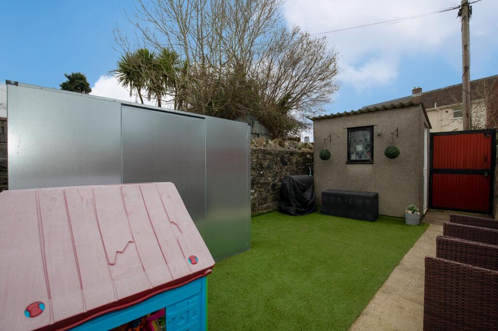 Additional property image - Highland Place, Bridgend, CF31