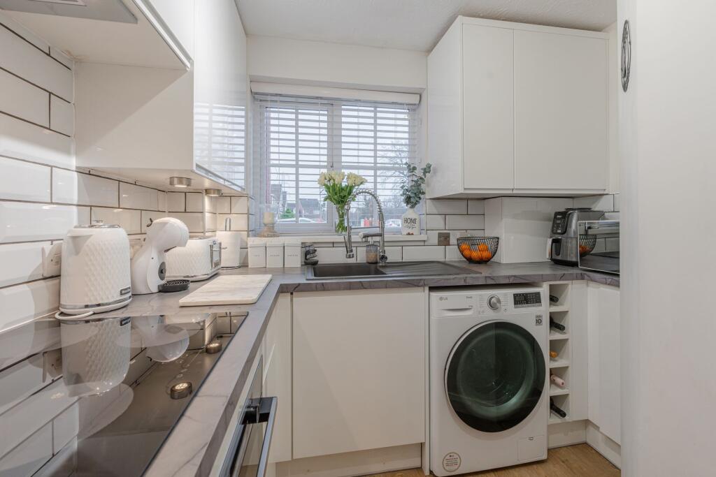 Additional property image - New Candlestone, Broadlands, Bridgend, Bridgend County, CF31