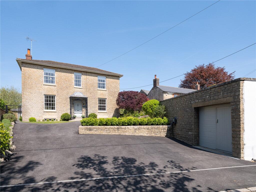 Main image of property: The Pitchens, Wroughton, SN4