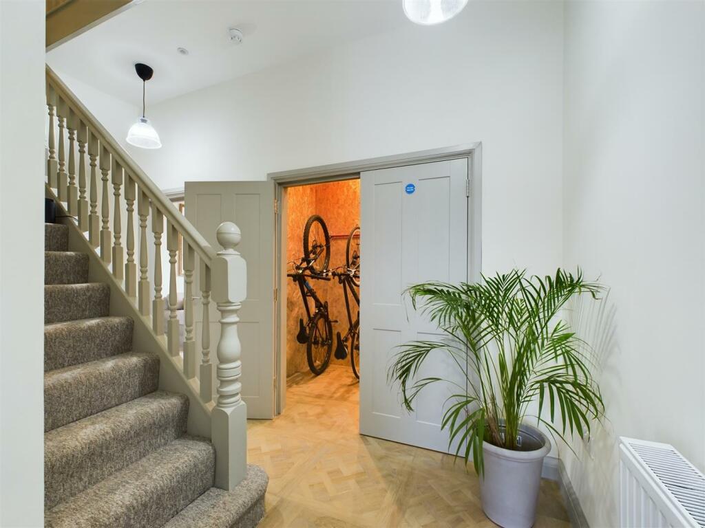 Additional property image - Charlton Road, Kingswood