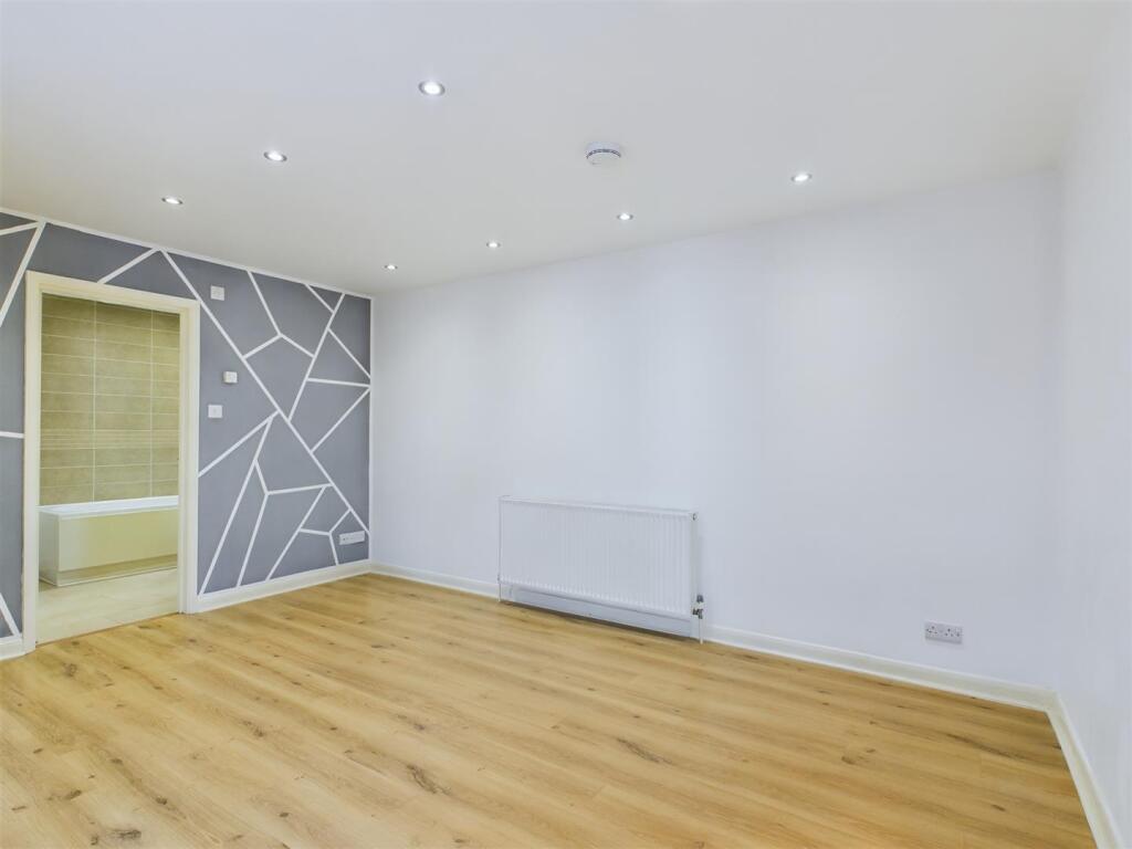 Additional property image - Filton Avenue, Bristol
