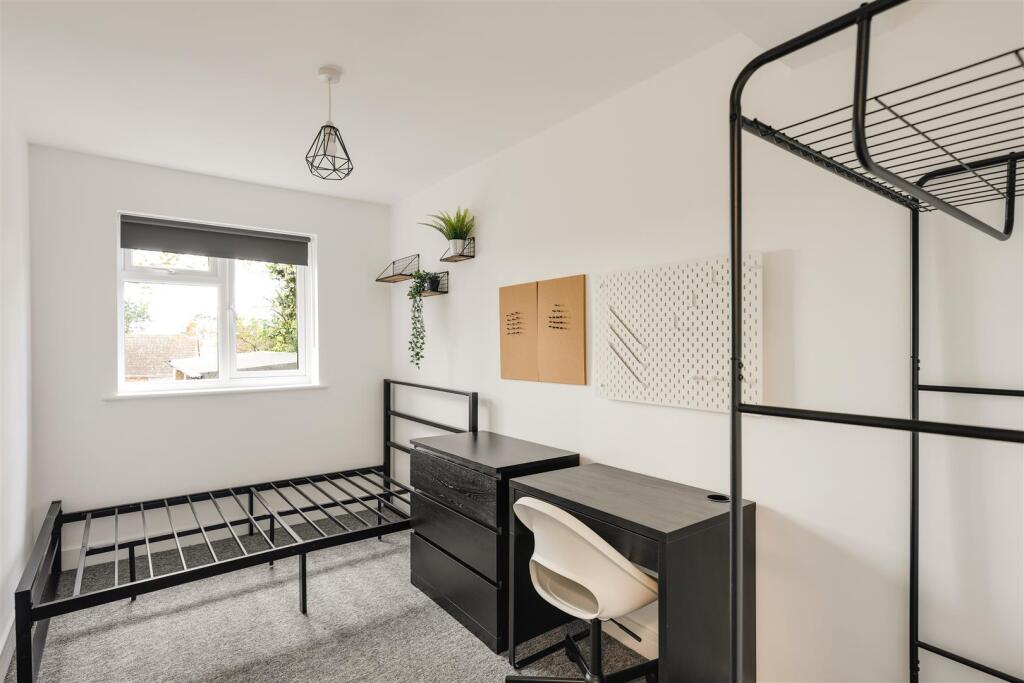 Additional property image - Orpen Gardens, Bristol