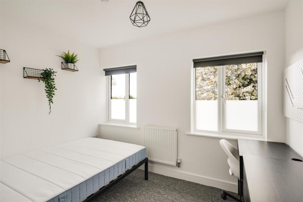 Additional property image - Orpen Gardens, Bristol