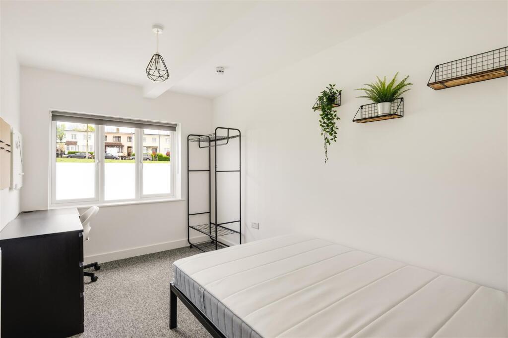 Additional property image - Orpen Gardens, Bristol