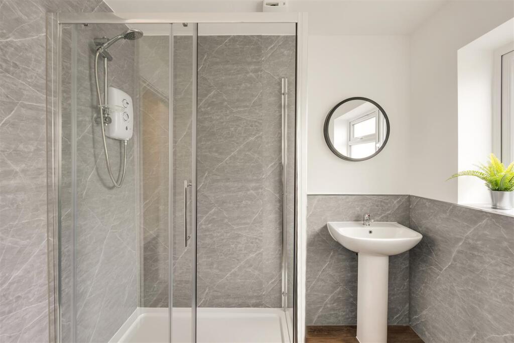Additional property image - Orpen Gardens, Bristol