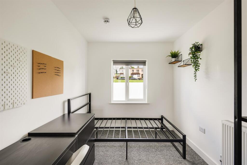 Additional property image - Orpen Gardens, Bristol