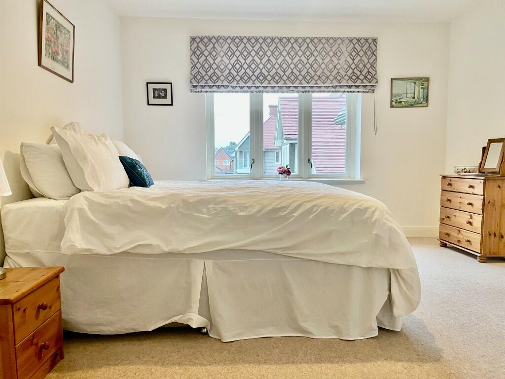 Additional property image - The Grange, Gallagher Square, Warwick, Warwickshire, CV34