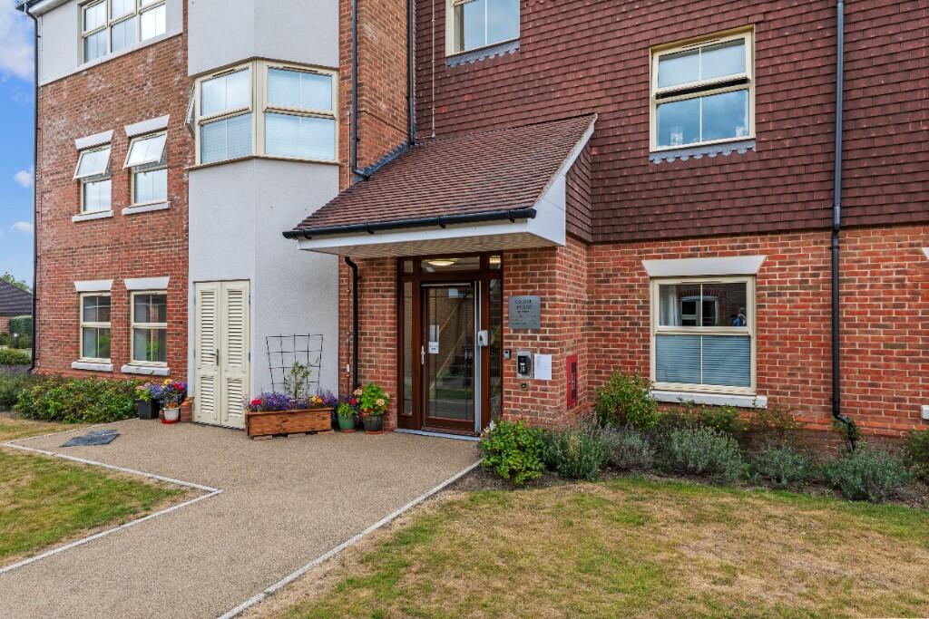 Main image of property: Colgate House, Durrants Drive, Durrants Village, Faygate, West Sussex RH12