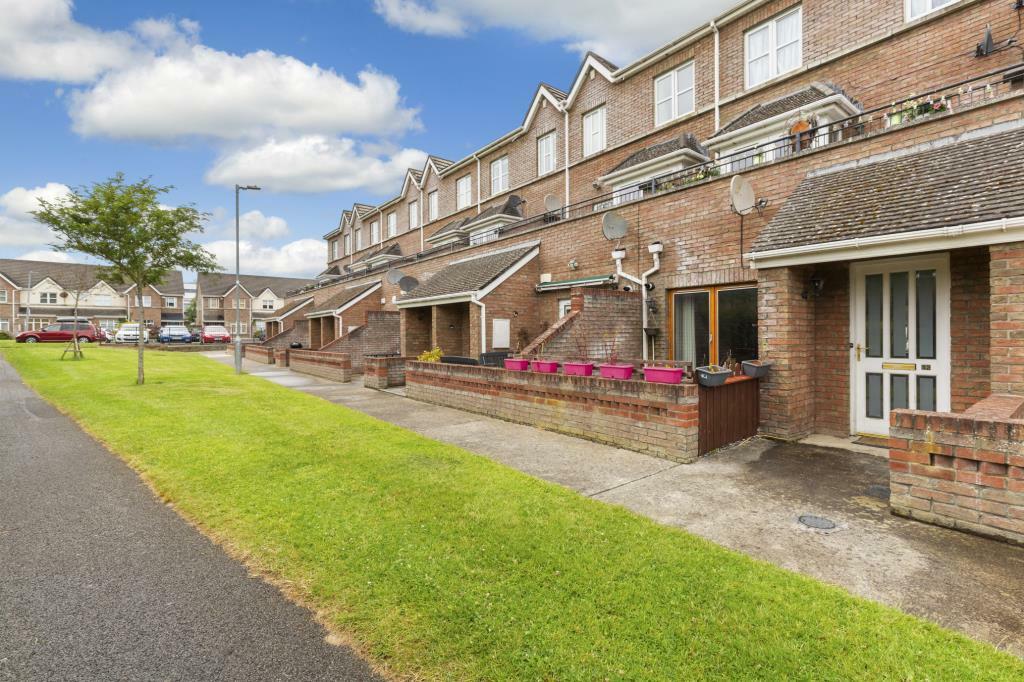 2 bedroom apartment for sale in 12 Latchford Close, Castaheany