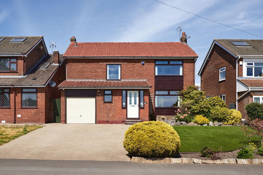 Main image of property: New Lane, Croft, Warrington, WA3 7LW