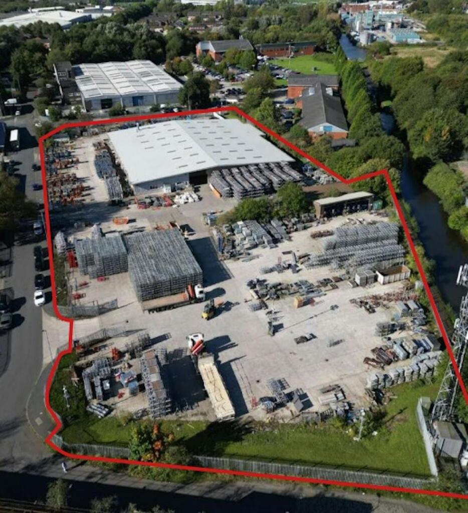 Main image of property: Clayton Industrial Estate, Crabtree Lane, Manchester, M11 1BR