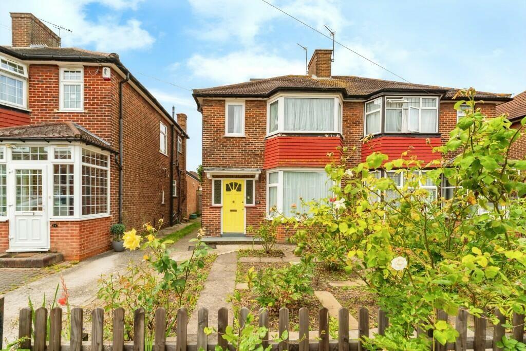 Main image of property: Oakwood Crescent, Greenford, Middlesex, UB6
