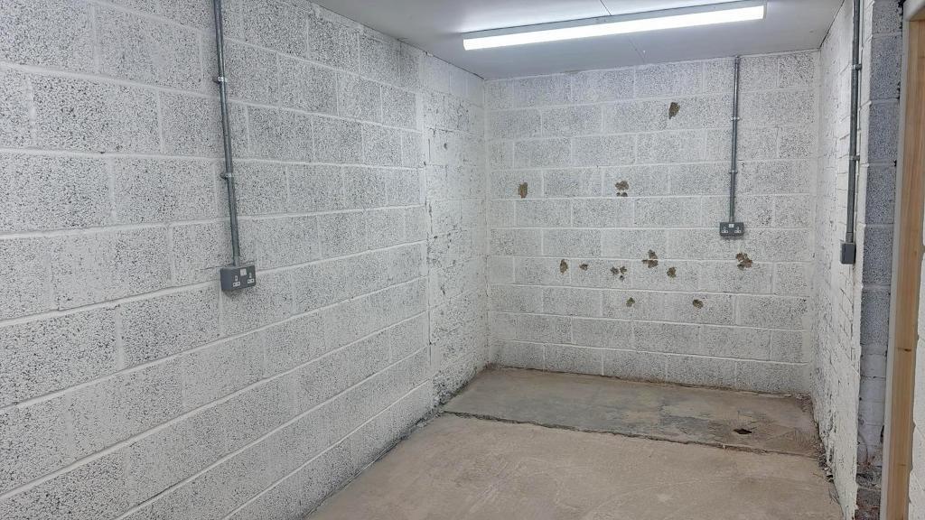 Additional property image - Winster Grove, Birmingham, B44 9EG