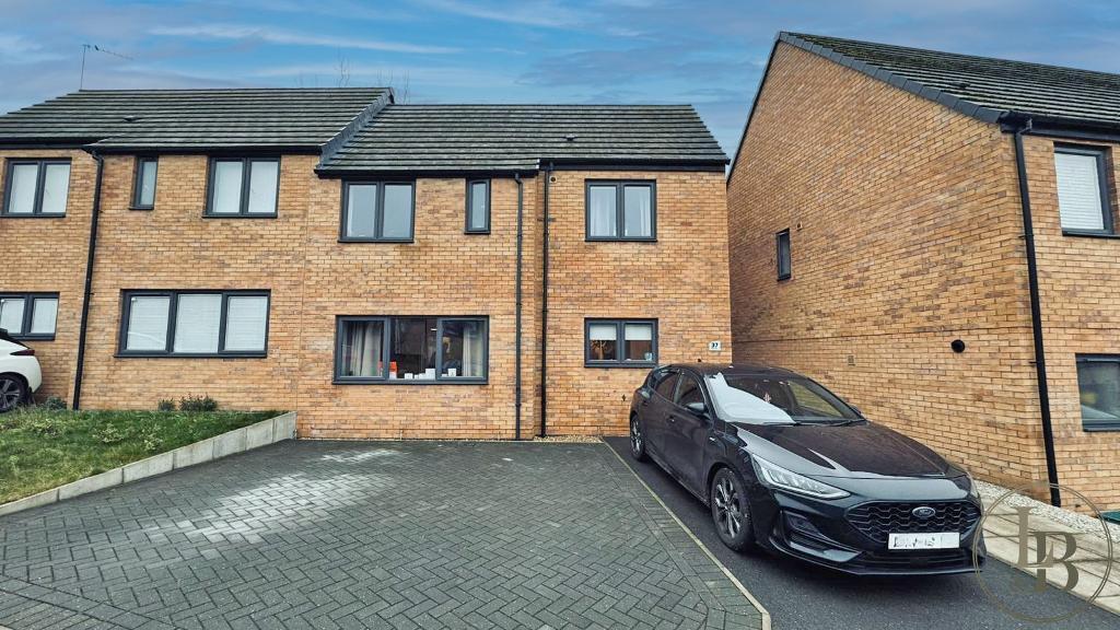 Main image of property: Barley Close, Carlton, Nottingham, Nottinghamshire, NG4 3RB