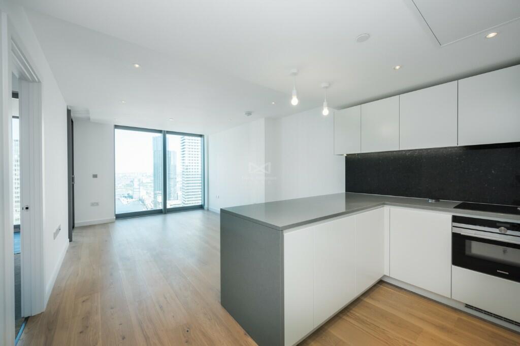 Main image of property: Landmark Pinnacle, Marsh Wall, Canary Wharf, London, E14