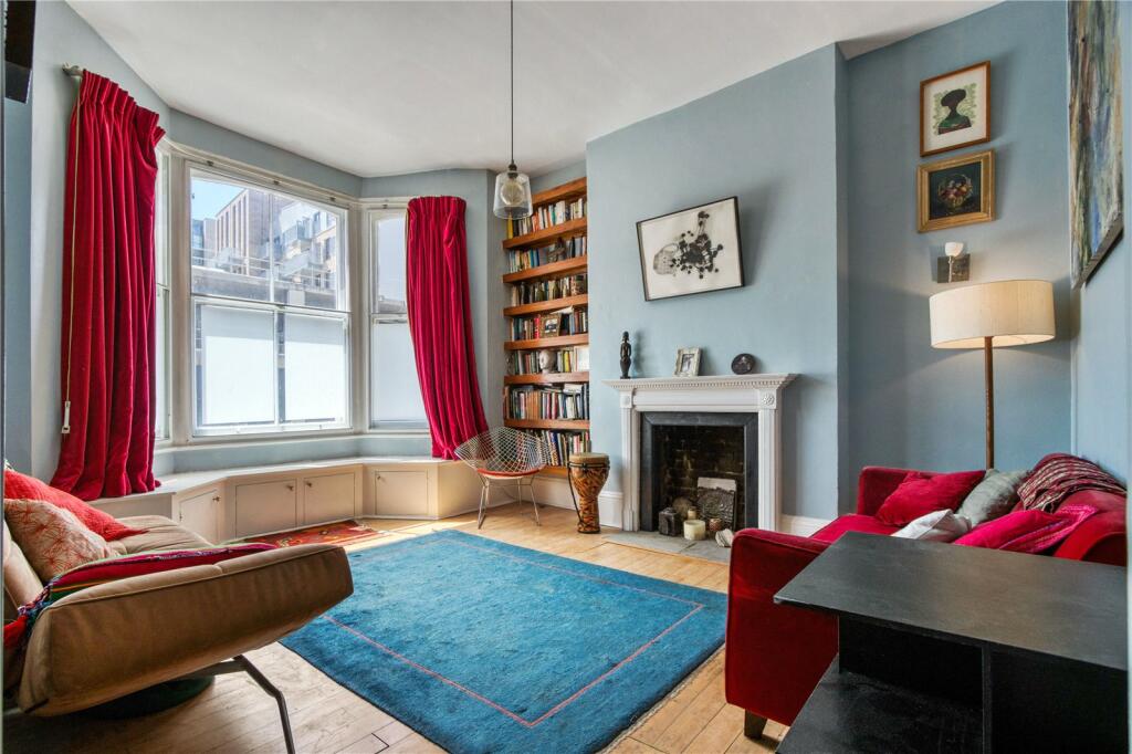 3 bedroom apartment for sale in Farringdon Road, Clerkenwell, London, EC1R