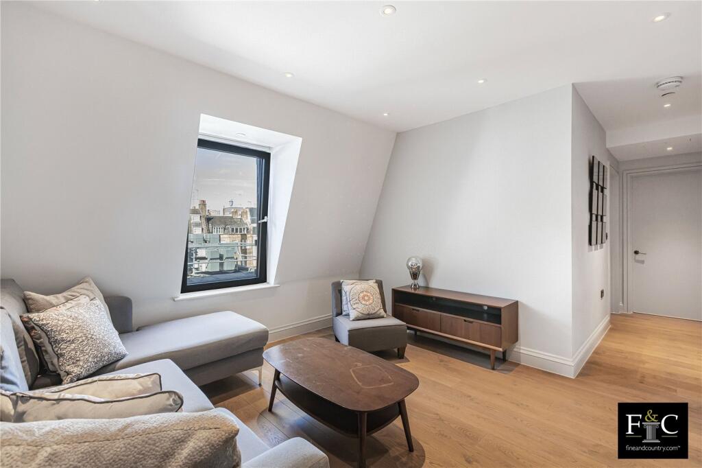 Main image of property: The Lincolns, Grays Inn Road, London, WC1X