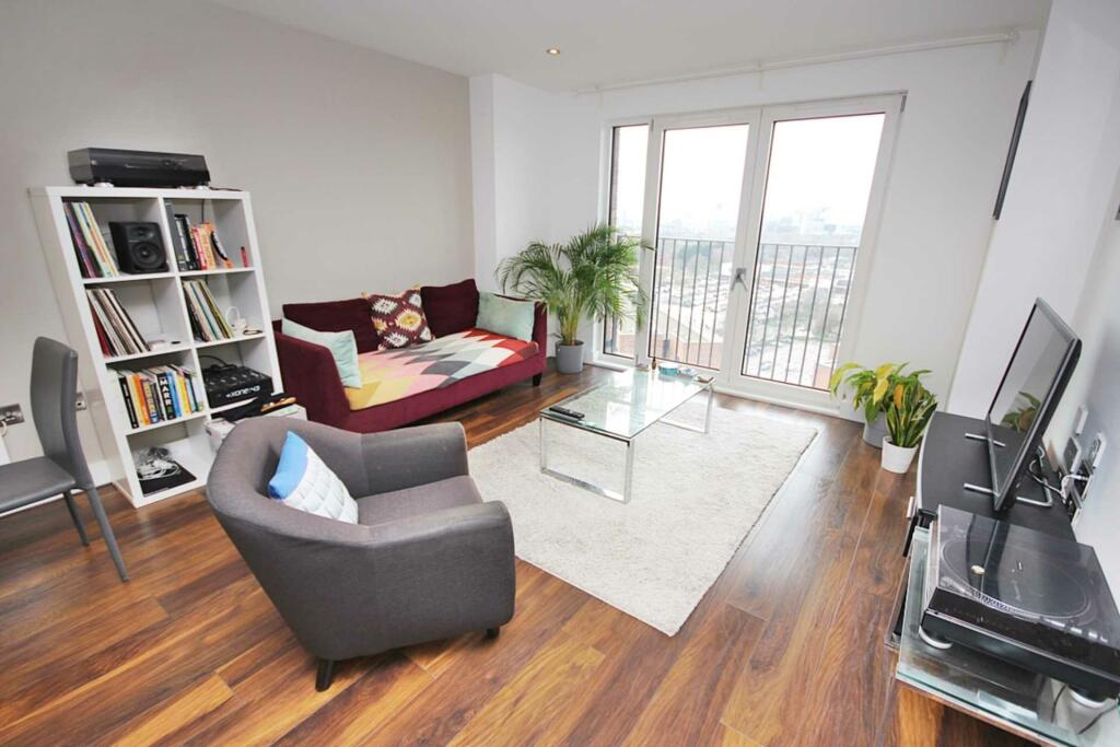 2 bedroom apartment for sale in Wilburn Basin, Ordsall Lane, Salford, M5