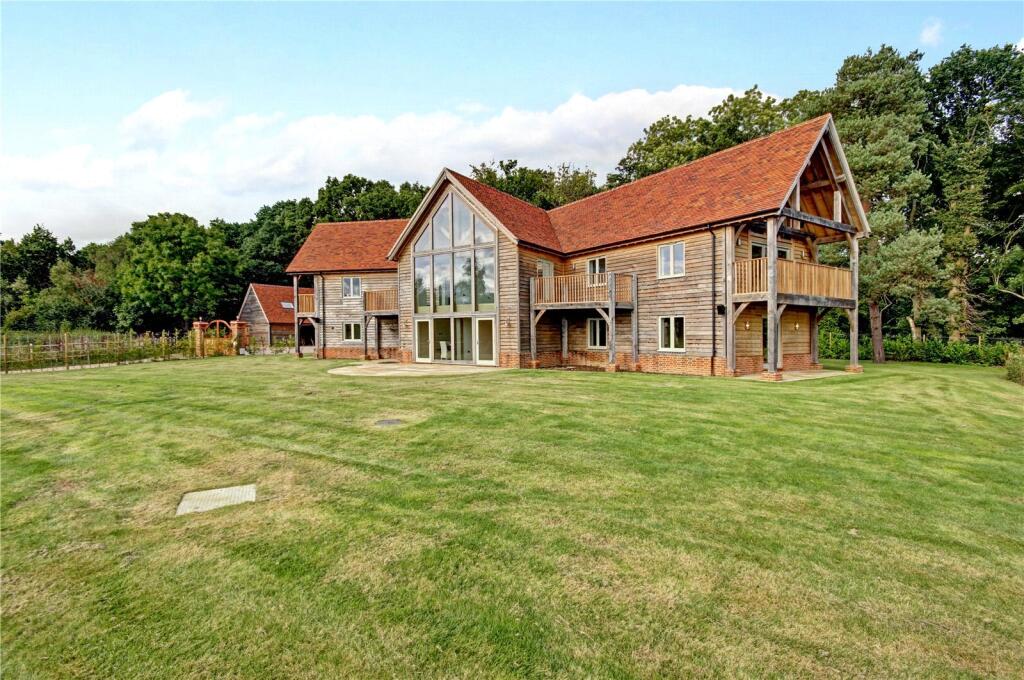Main image of property: Snelsmore Common, Newbury, Berkshire, RG14