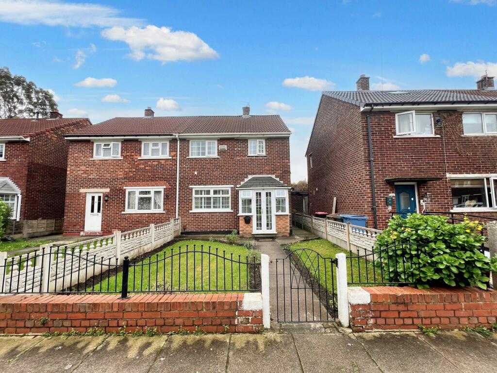 3 bedroom semidetached house for sale in Cardwell Road, Eccles, M30