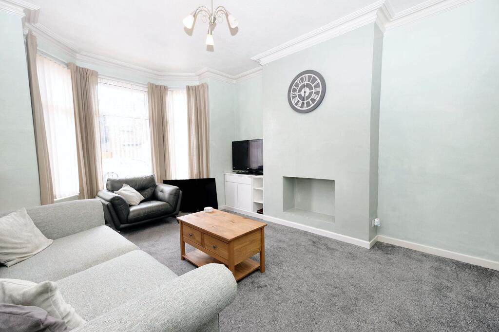 Main image of property: New Lane, Eccles, M30