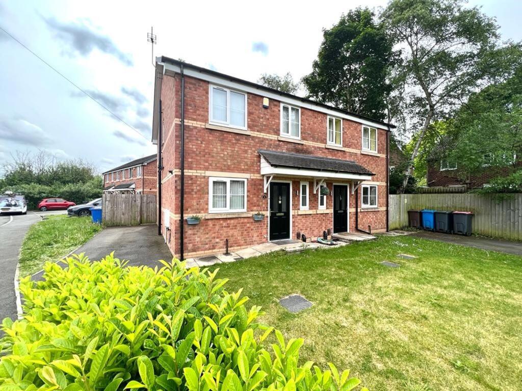 Main image of property: Ivory Close, Eccles, M30