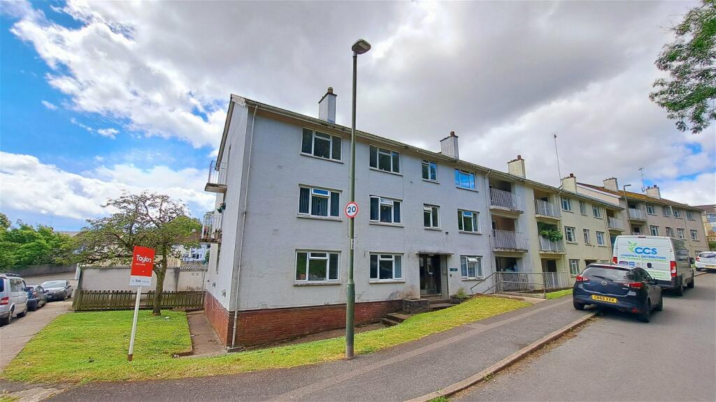 3 bedroom flat for sale in Clennon Lane, Torquay, TQ2 8HL, TQ2