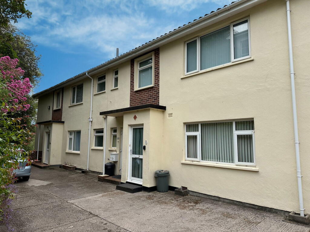 Main image of property: Thurlow Road, Torquay, TQ1 3EF