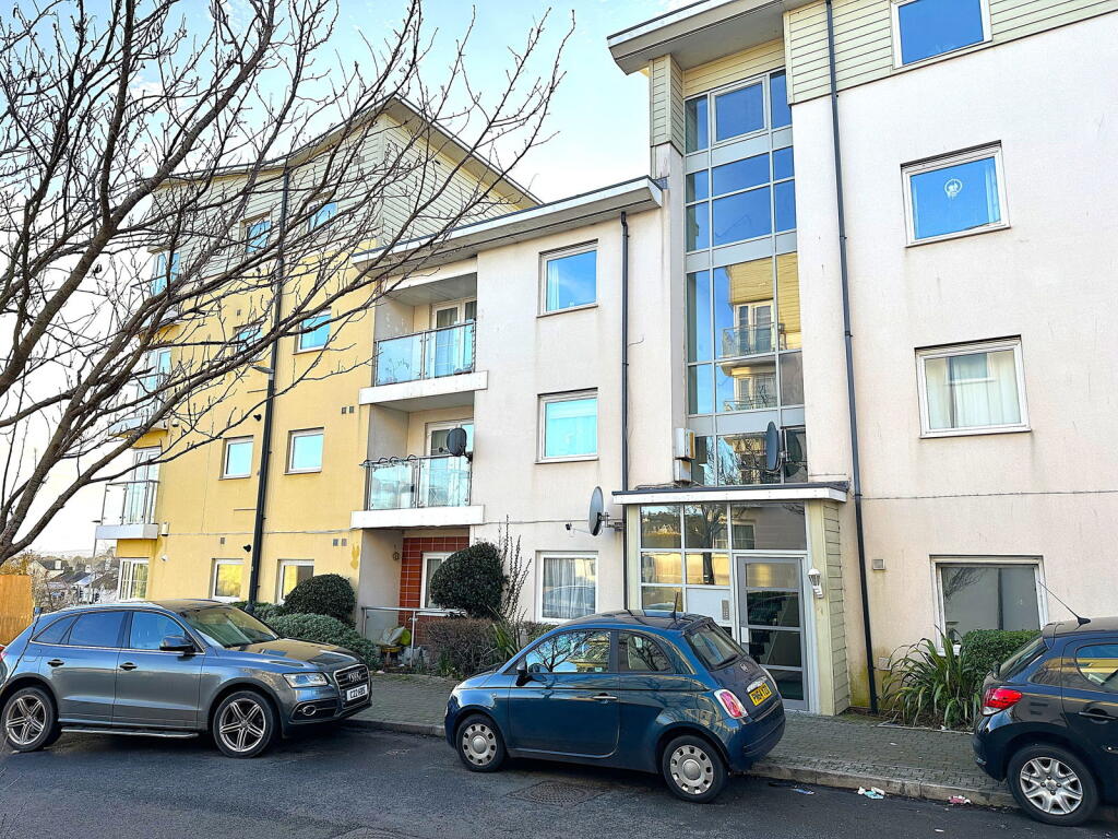 Main image of property: McKay Avenue, Torquay, TQ1 4FD