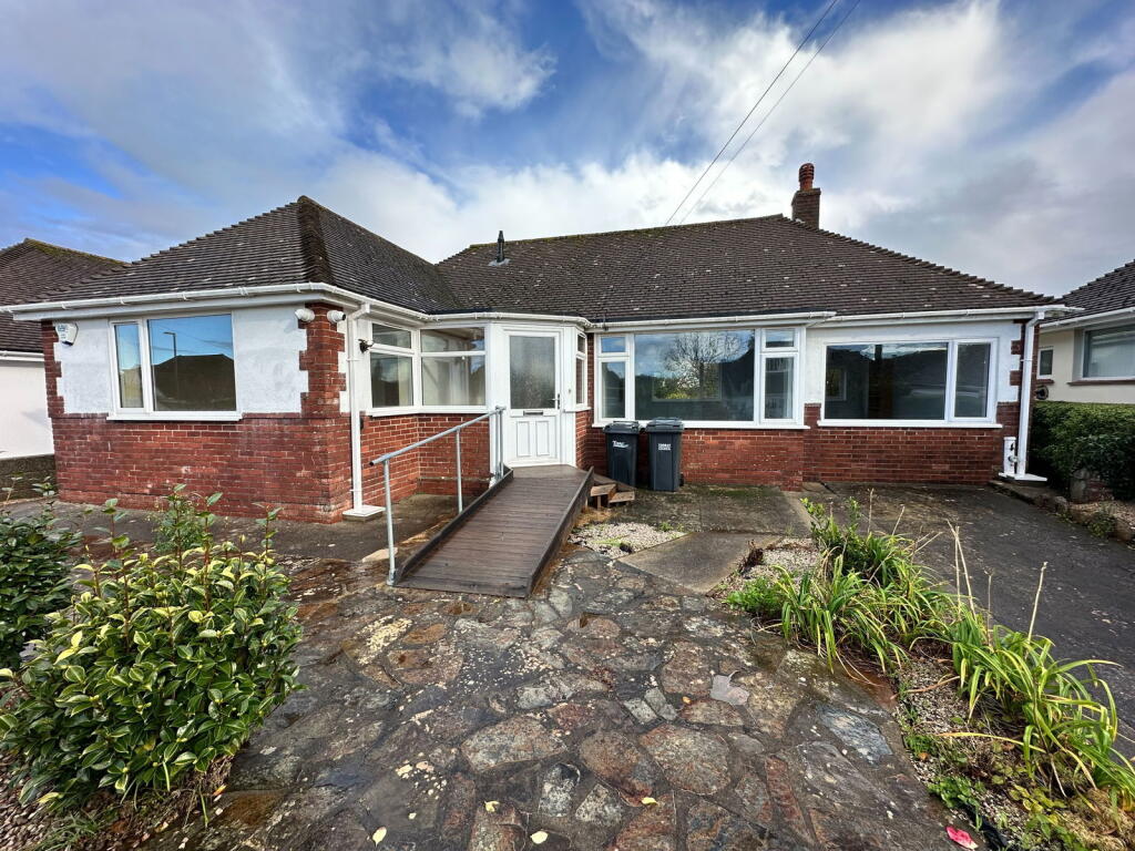 Main image of property: Thorne Park Road, Torquay, TQ2 6RU