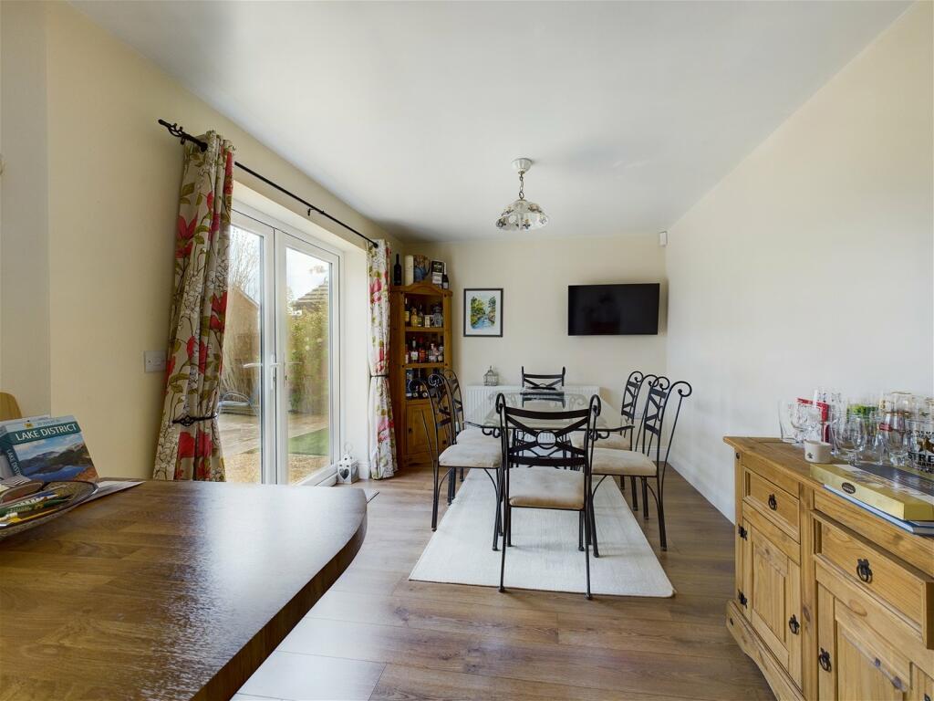 5 bedroom detached house for sale in Pennine View, Great Eccleston