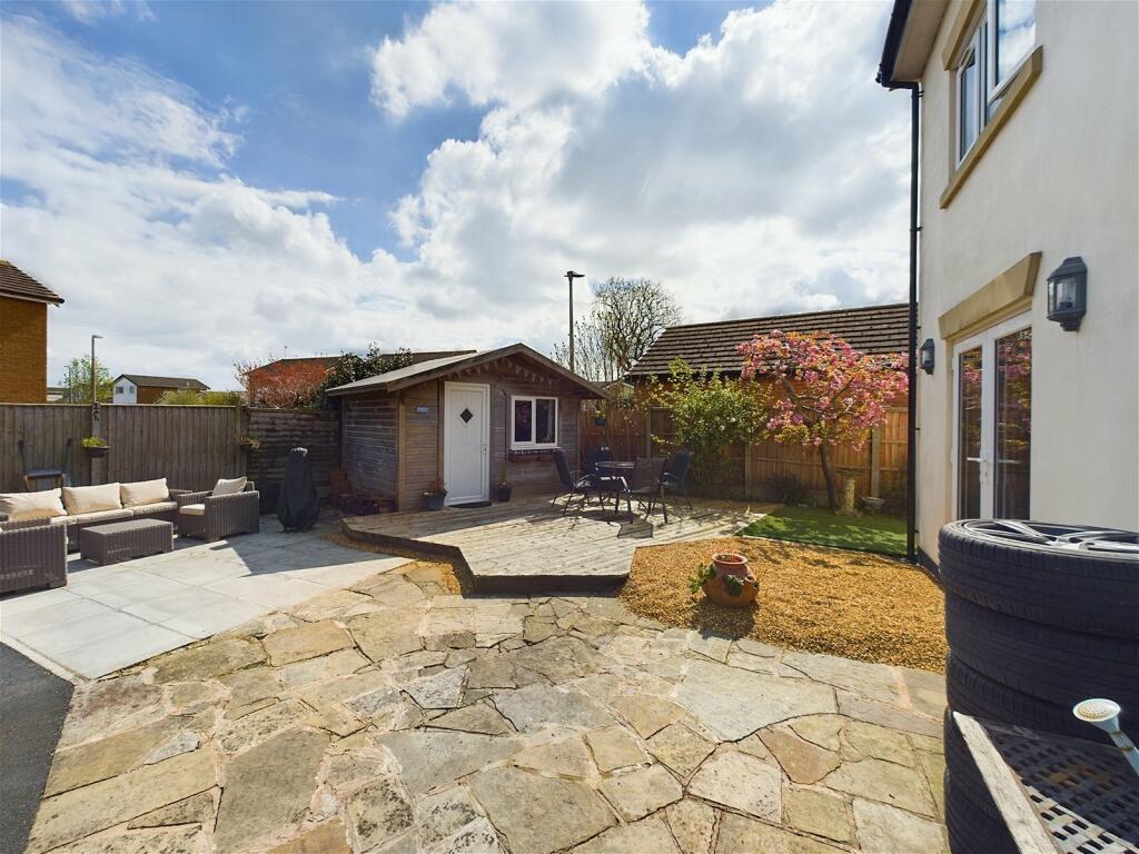 5 bedroom detached house for sale in Pennine View, Great Eccleston