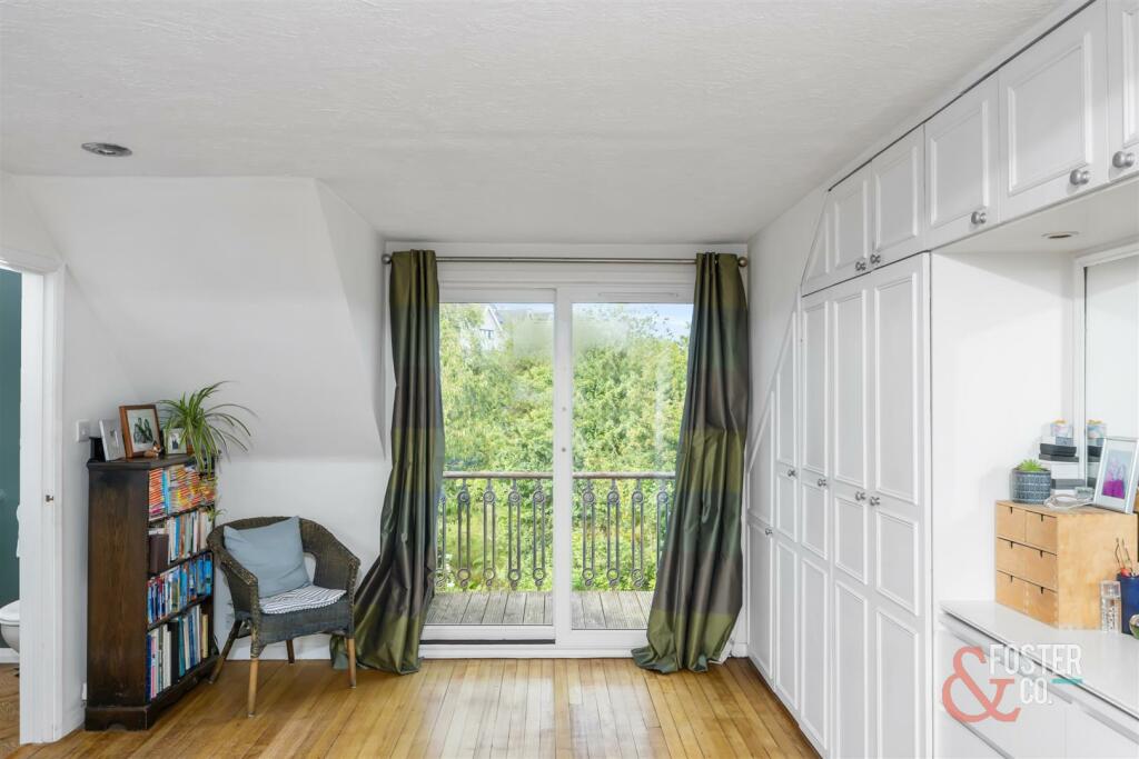 Additional property image - Redhill Drive, Brighton