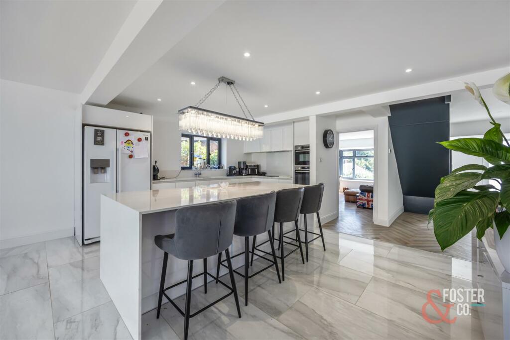 Additional property image - Eastwick Close, Brighton