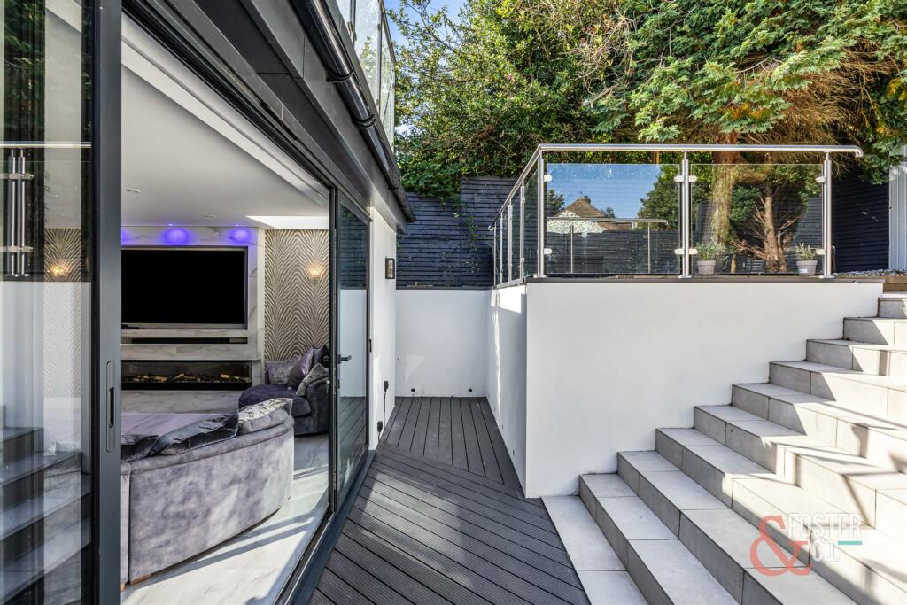 Additional property image - Eastwick Close, Brighton