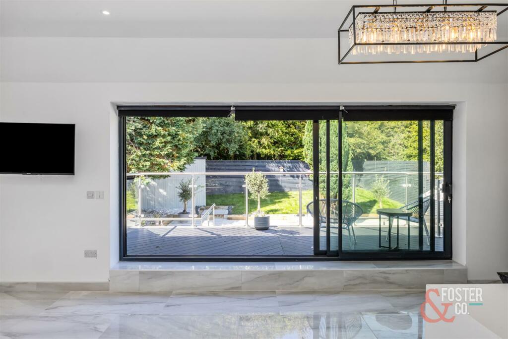 Additional property image - Eastwick Close, Brighton