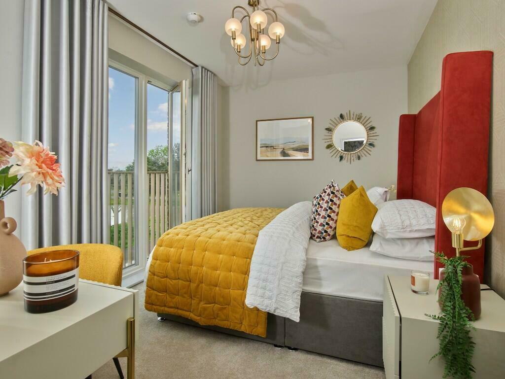 Additional property image - Denny End Road, 
Waterbeach, 
Cambridge, 
CB25 9QE