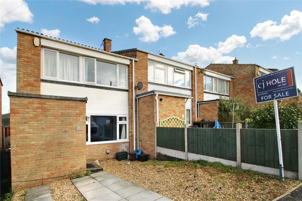 3 bedroom end of terrace house for sale in Cardill Close, Bedminster
