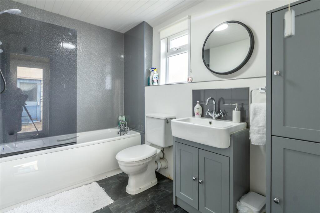 Additional property image - Highridge Green, Bristol, BS13